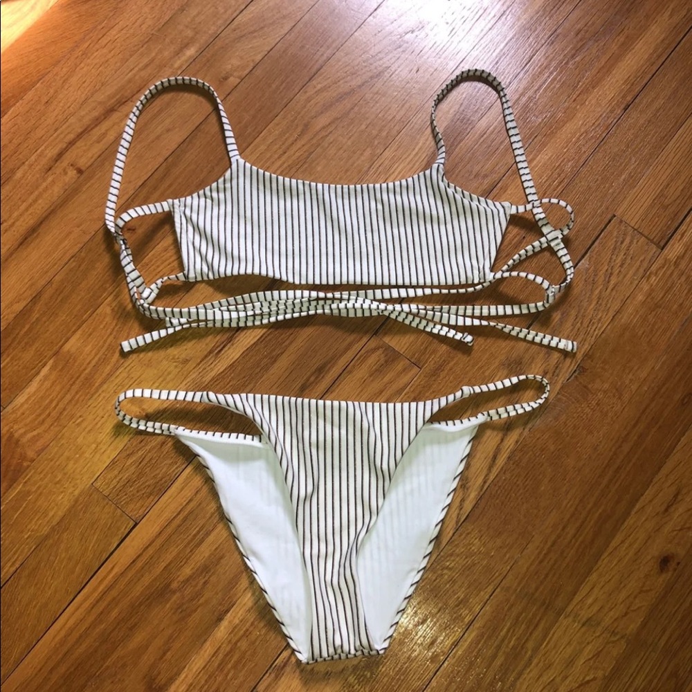 kendall and kylie bikini set